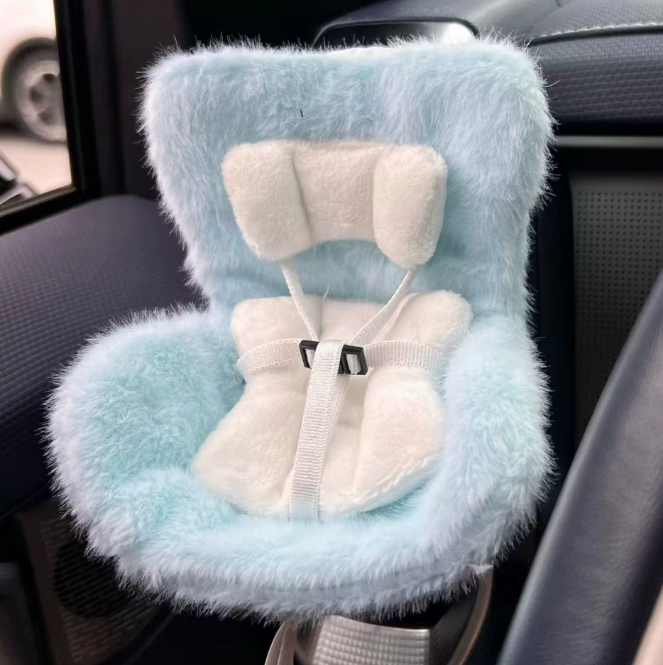 Fluffy Luxury Mini Seat for Dolls