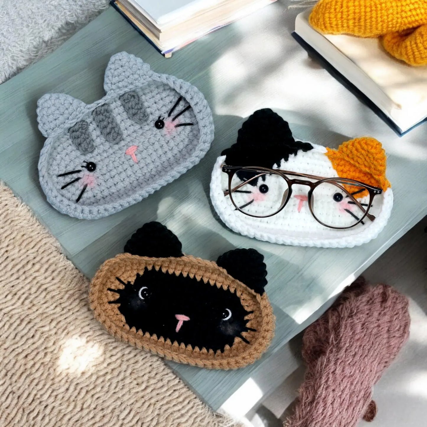 15-in-1 Farm Animal Eyeglass Holder Crochet Pattern – Highland Cow, Bunny, Pig, Puppy, Bear & More – Easy Amigurumi Tray & Case Designs